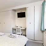 Vakantiehuis Bright & Stylish 3br - Close To Uwe & Free Parking- Ideal For Contractors And Work *